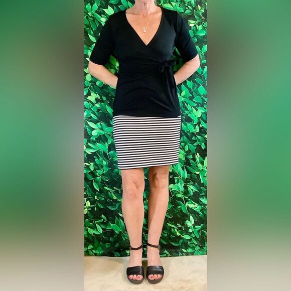 🖤 LOFT Black & White Striped Mini Pencil Skirt – Size Small - Picture 8 of 12